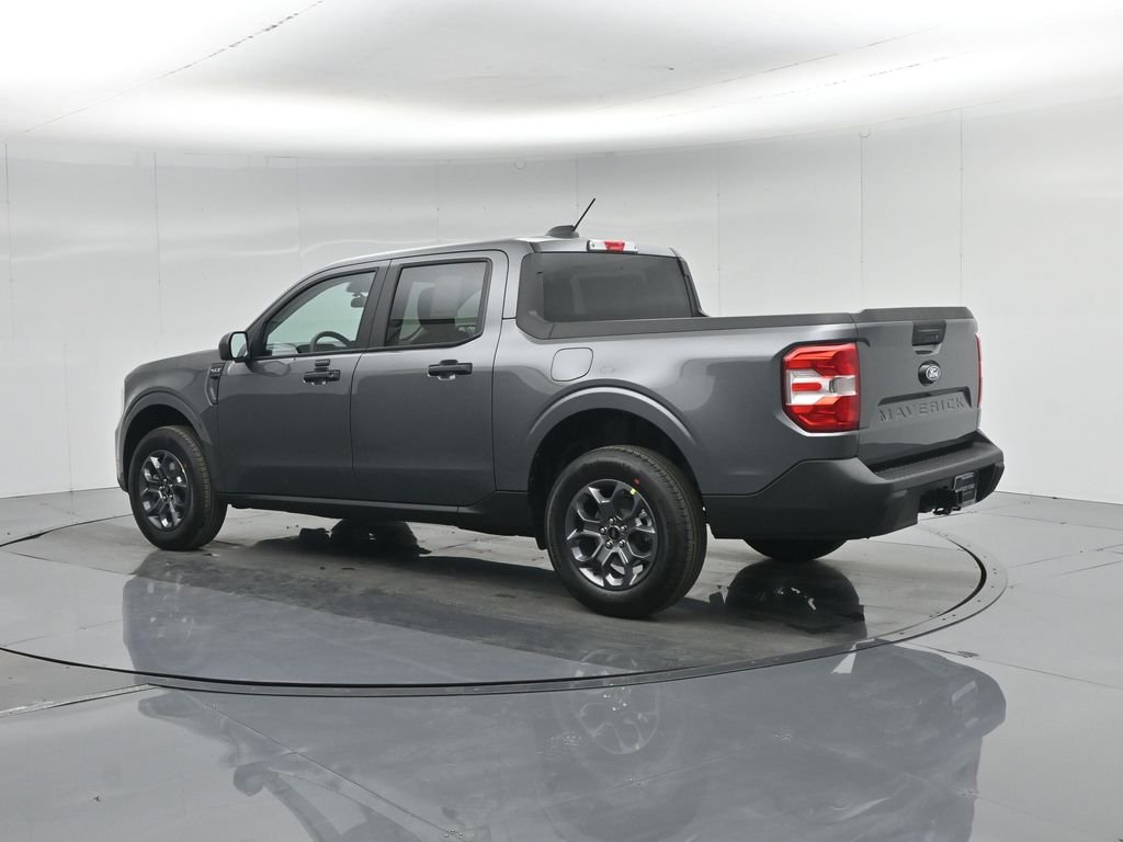 New 2026 Carbonized Gray Metallic Ford XLT image 6