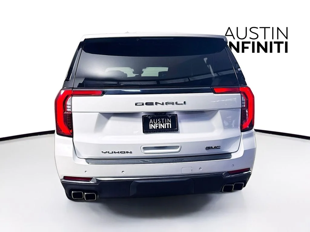 Used 2025 White GMC Denali Ultimate image 6