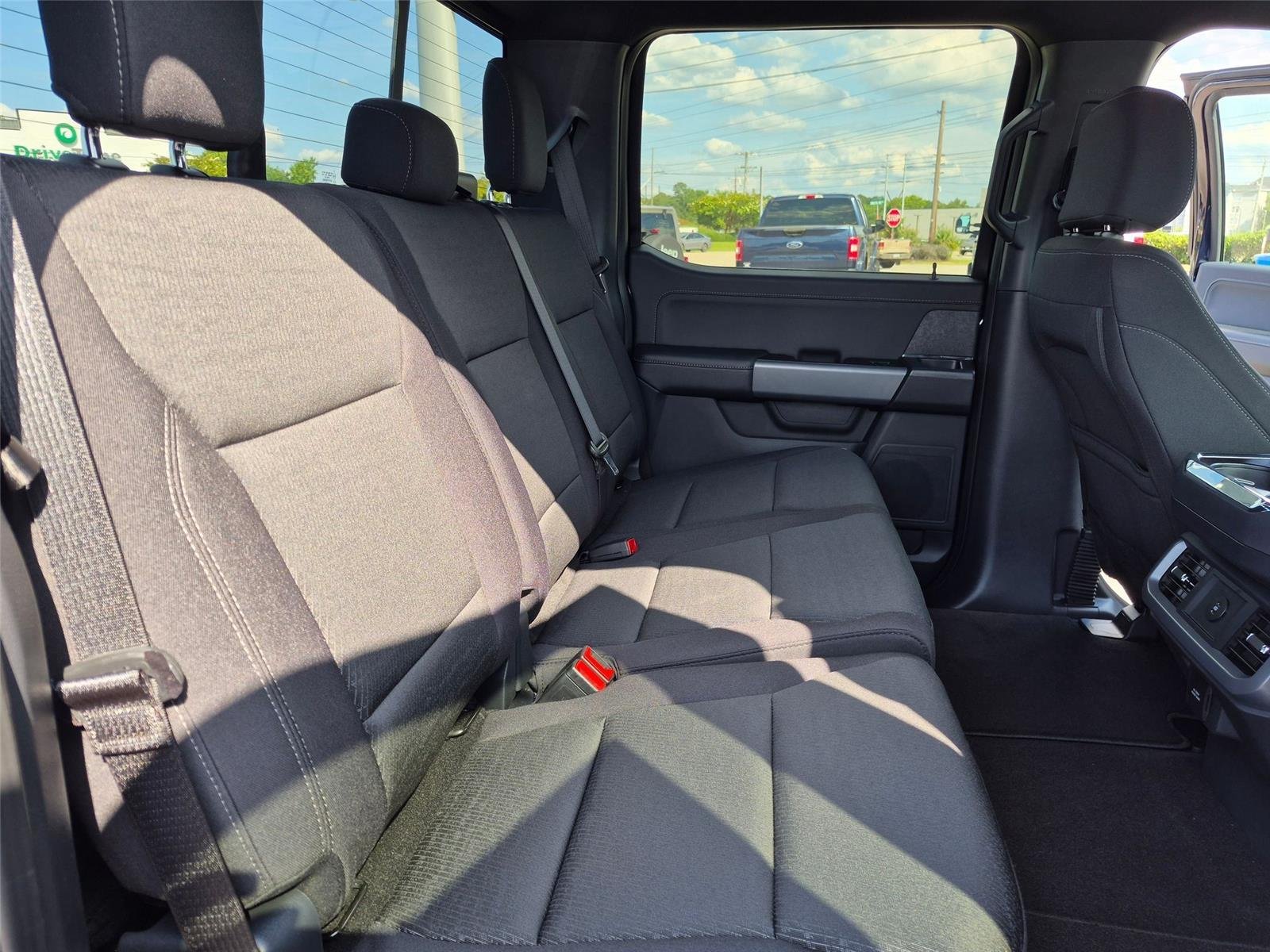 New 2026 Antimatter Blue Metallic Ford XLT image 29