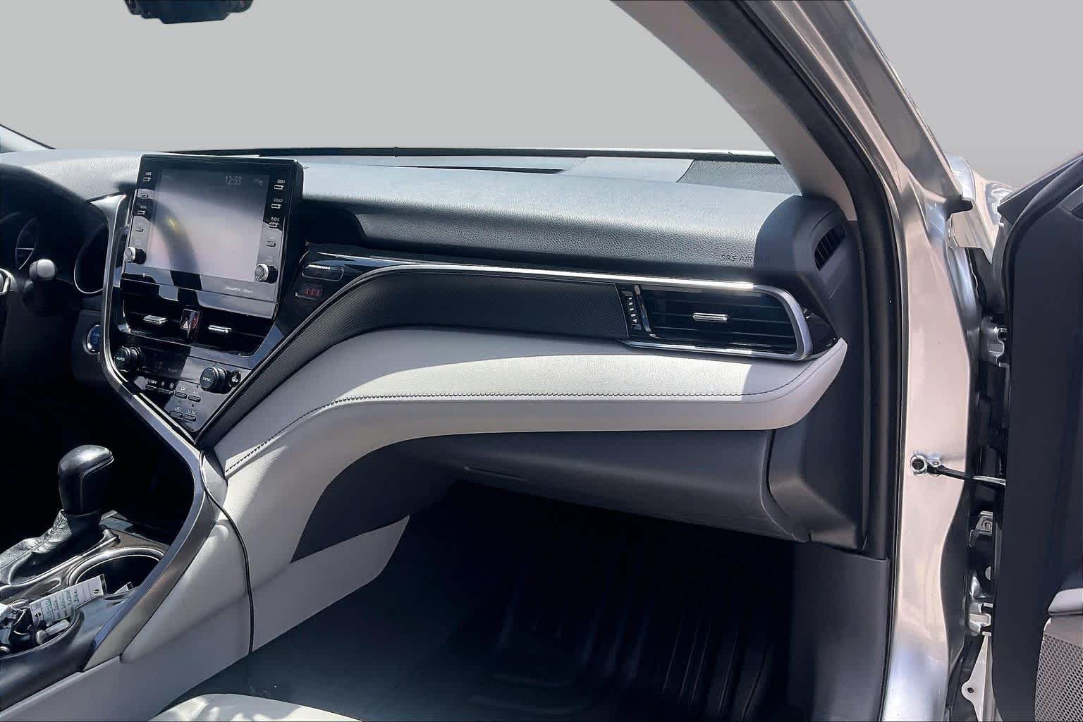 Used 2022 Celestial Silver Metallic Toyota Hybrid SE image 18
