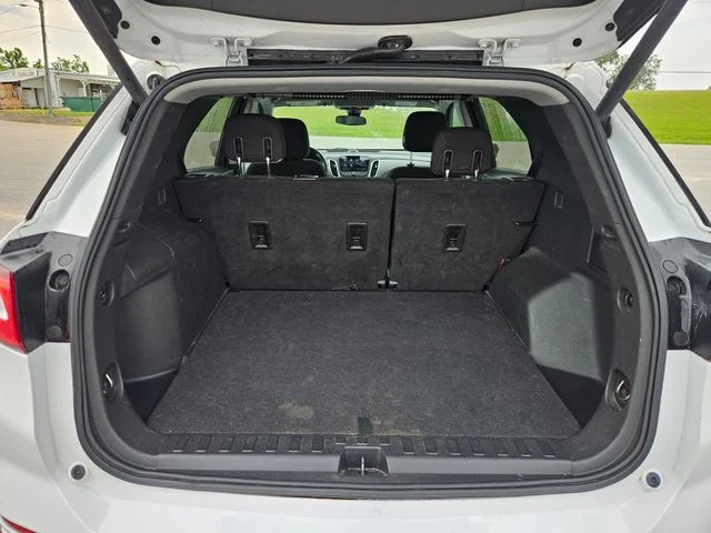 Used 2020 White Chevrolet LT image 23