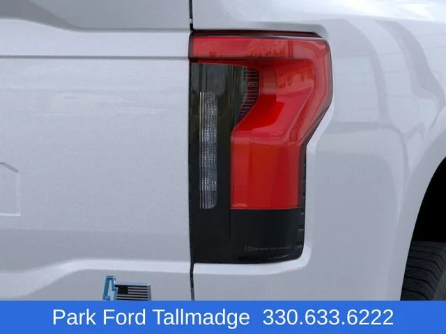 2025 Ford F-150 Lightning Flash - Photo 21