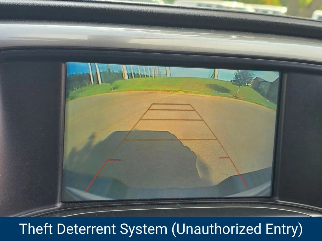 Used 2018 Black Chevrolet LTZ image 31