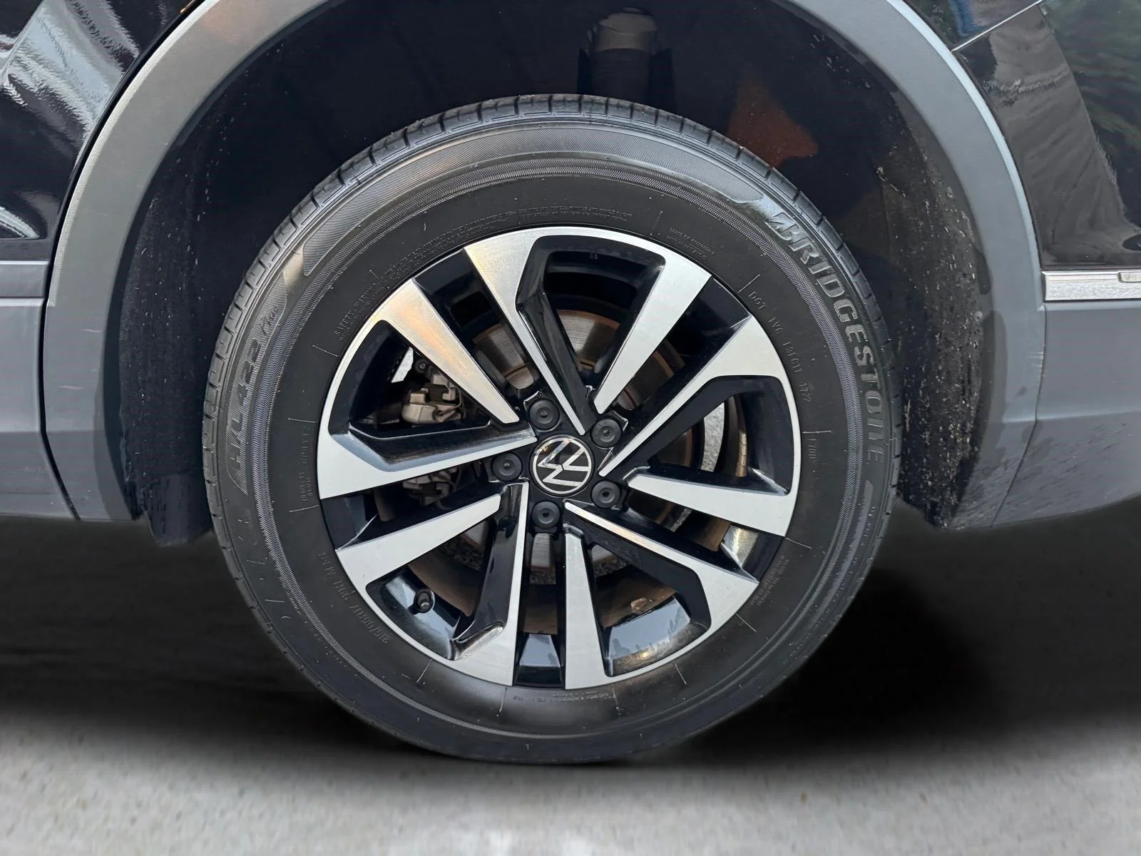 Used 2022 Deep Black Pearl Volkswagen S image 6