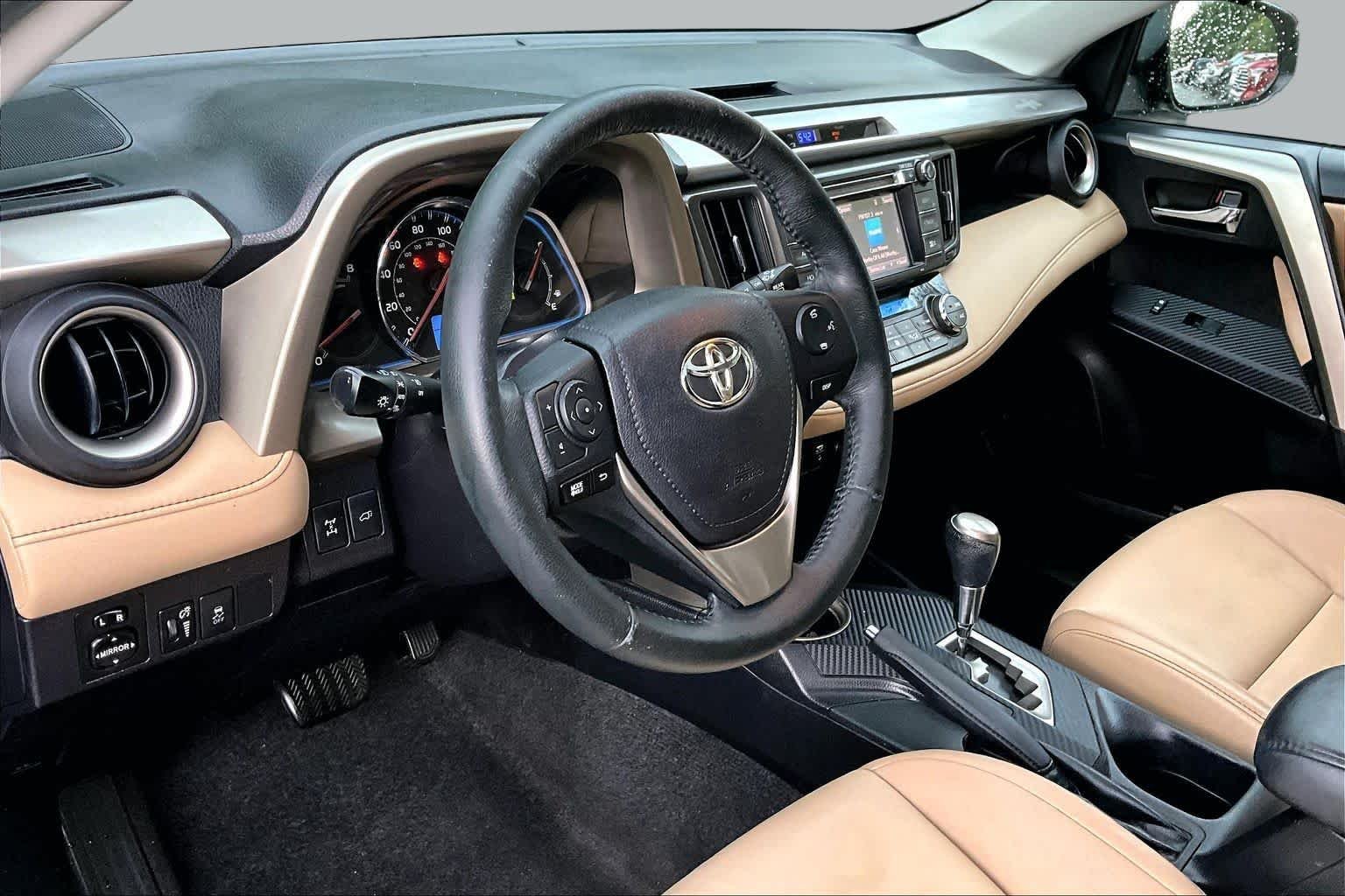 Used 2015 Black Toyota Limited image 17