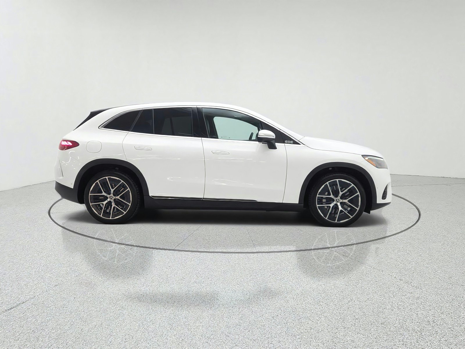 Certified Used 2023 Polar White Mercedes-Benz EQE 350 4MATIC® SUV image 4
