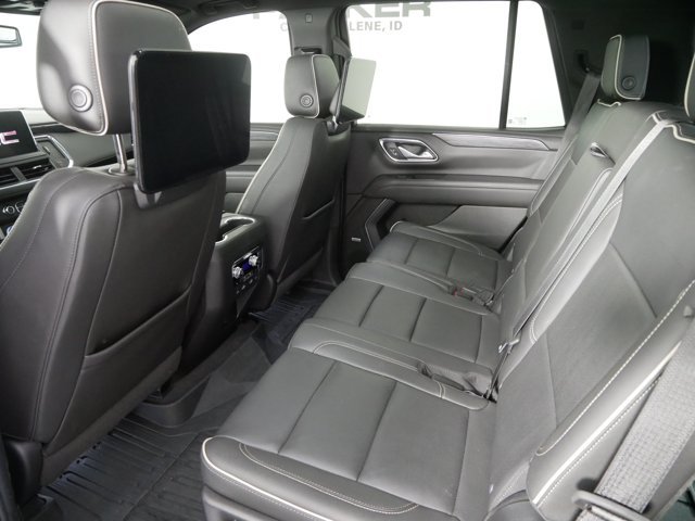 Used 2022 White Frost Tricoat GMC SLT w/ Luxury Pkg & Premium Pkg image 12