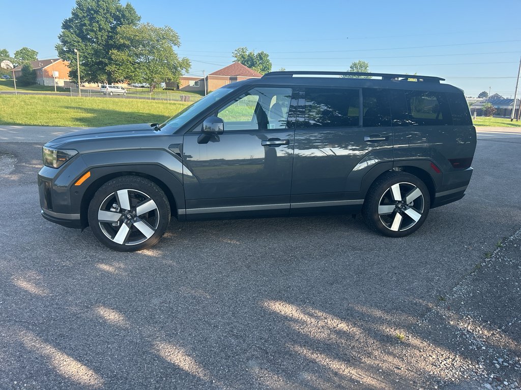 Certified Used 2026 Ecotronic Gray Hyundai Limited image 4