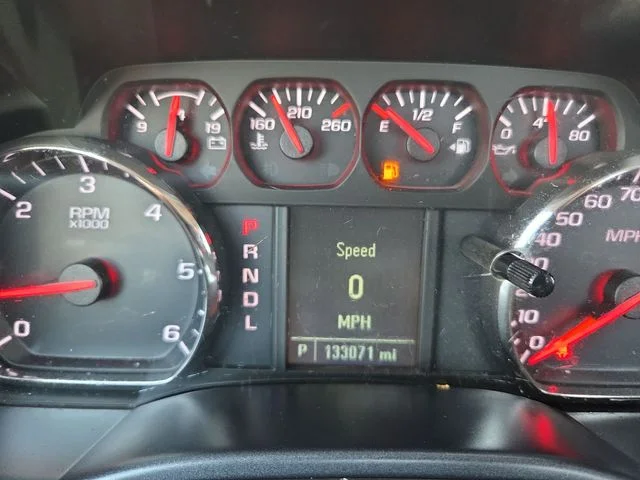Used 2018 White GMC Base image 20