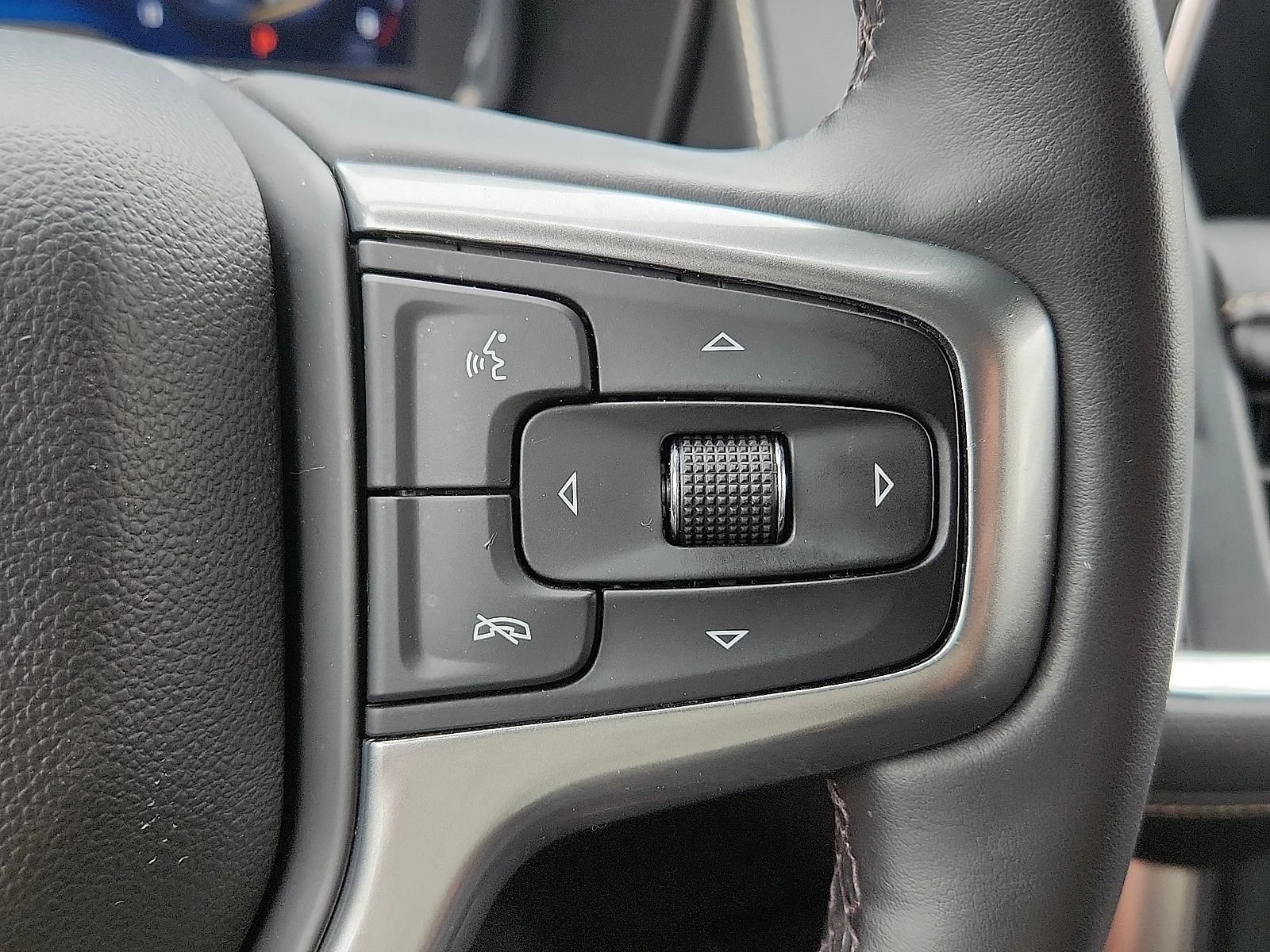 Used 2024 Radiant Red Tintcoat Chevrolet Premier image 18
