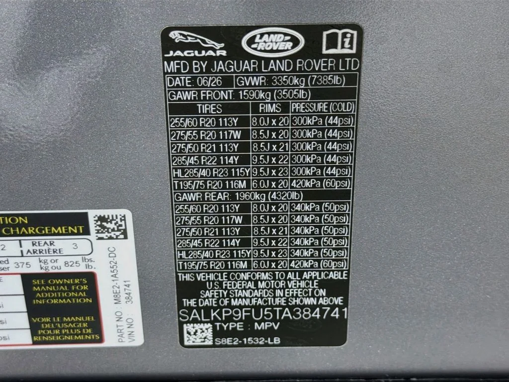 New 2026 Eiger Grey Land Rover SE image 34