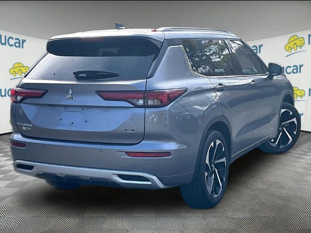 Used 2022 Gray Mitsubishi SEL image 13