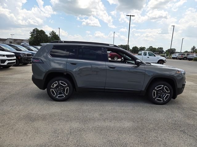 New 2026 Sting-Gray Clear-Coat Exterior Paint Jeep Laredo image 14