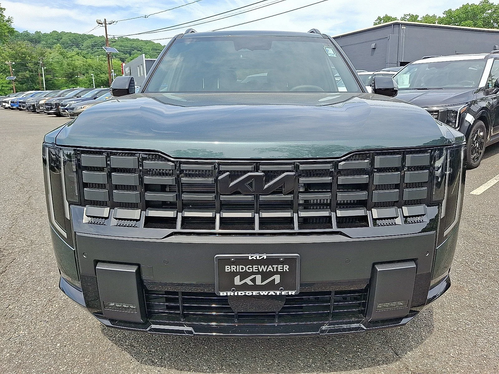 New 2027 Black Jade Green Kia X-Line EX image 2