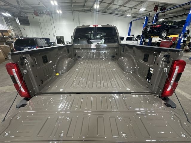 New 2026 Gray Ford King Ranch image 26