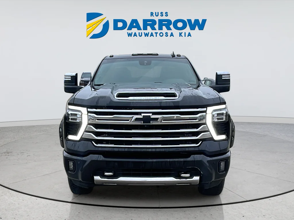 Used 2024 Black Chevrolet High Country image 8
