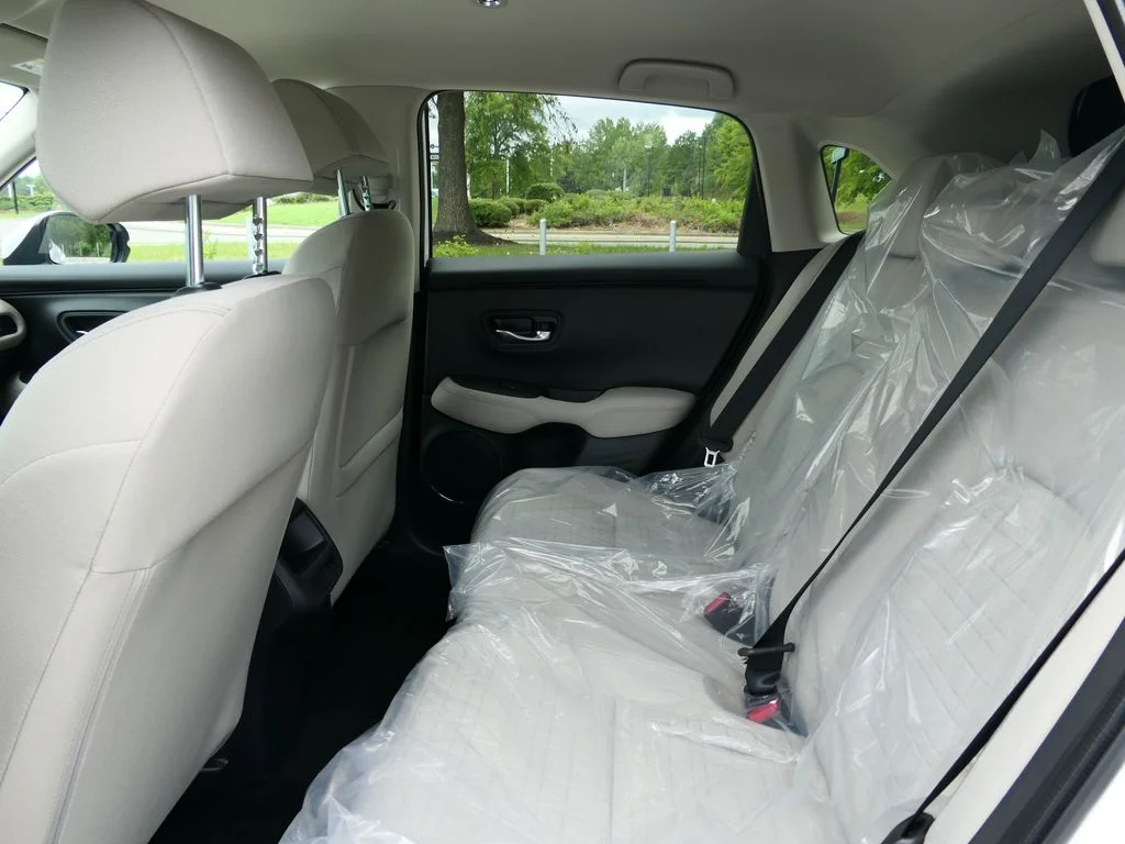 New 2027 Platinum White Pearl Honda LX image 31