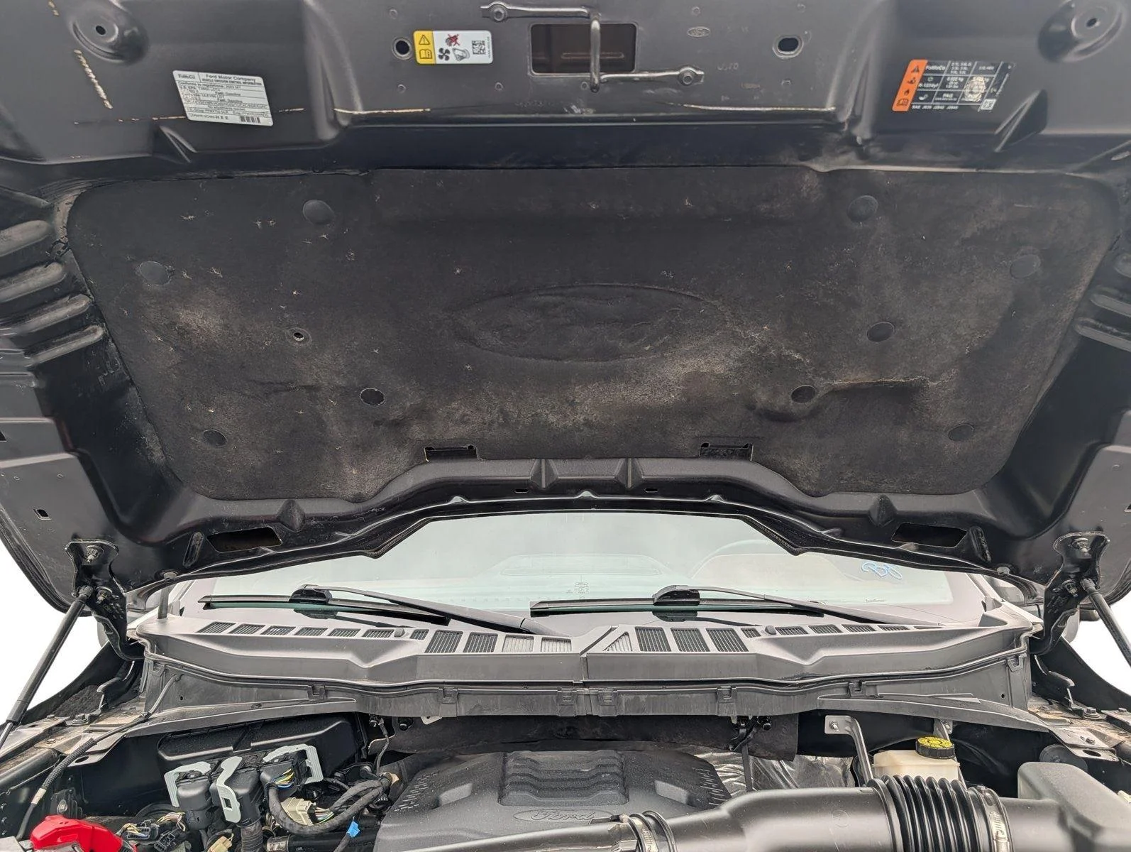 Used 2023 Carbonized Gray Ford LARIAT image 33