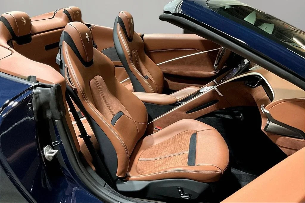 Used 2024 Blu Pozzi Ferrari Spider image 25