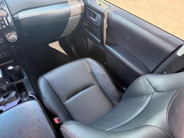 Certified Used 2018 MAGNETIC GRAY MET. Toyota TRD Off Road Premium image 26