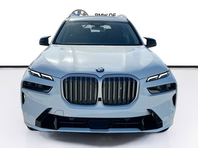 Used 2026 White BMW xDrive40i image 2