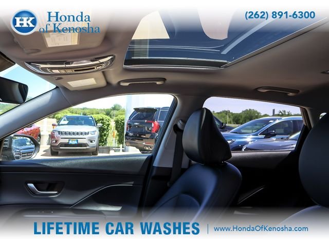 Used 2024 Gray Pearl Hyundai Limited image 10