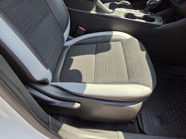 Used 2024 Summit White Buick Preferred image 28