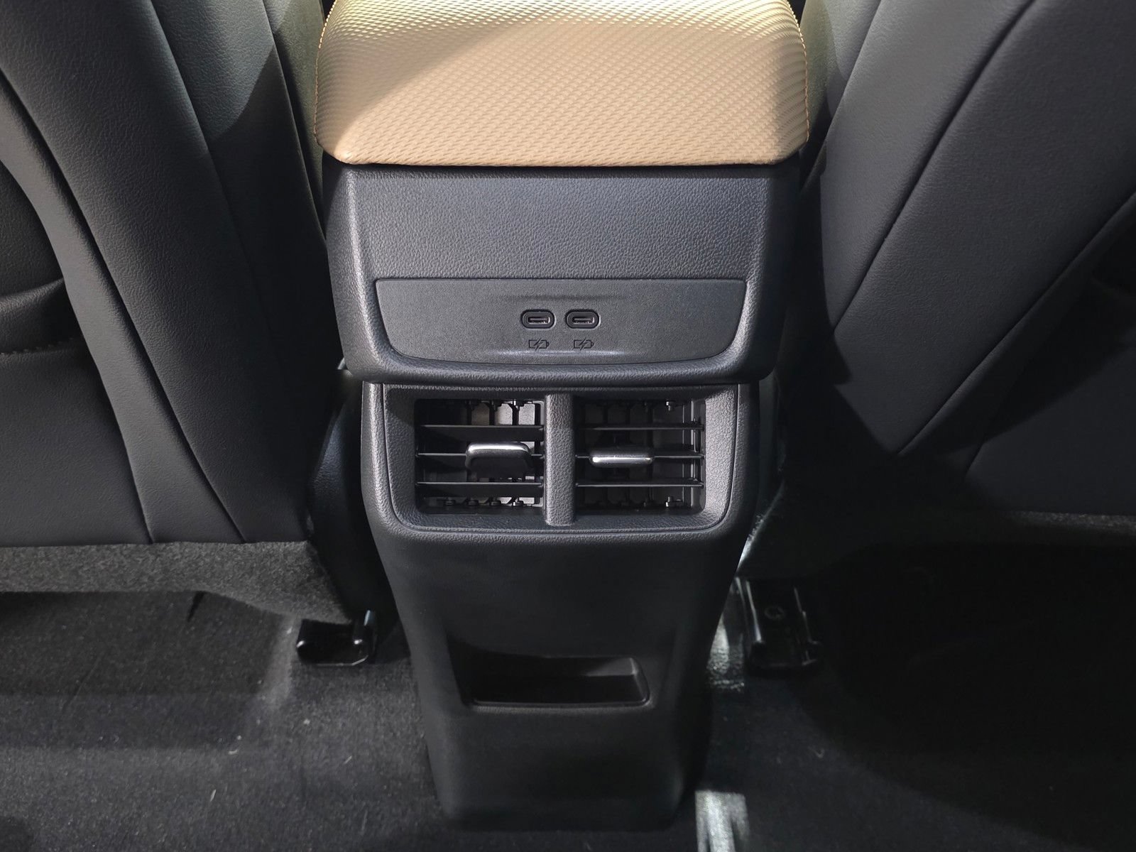 New 2027 Mosaic Black Metallic Chevrolet ACTIV image 16