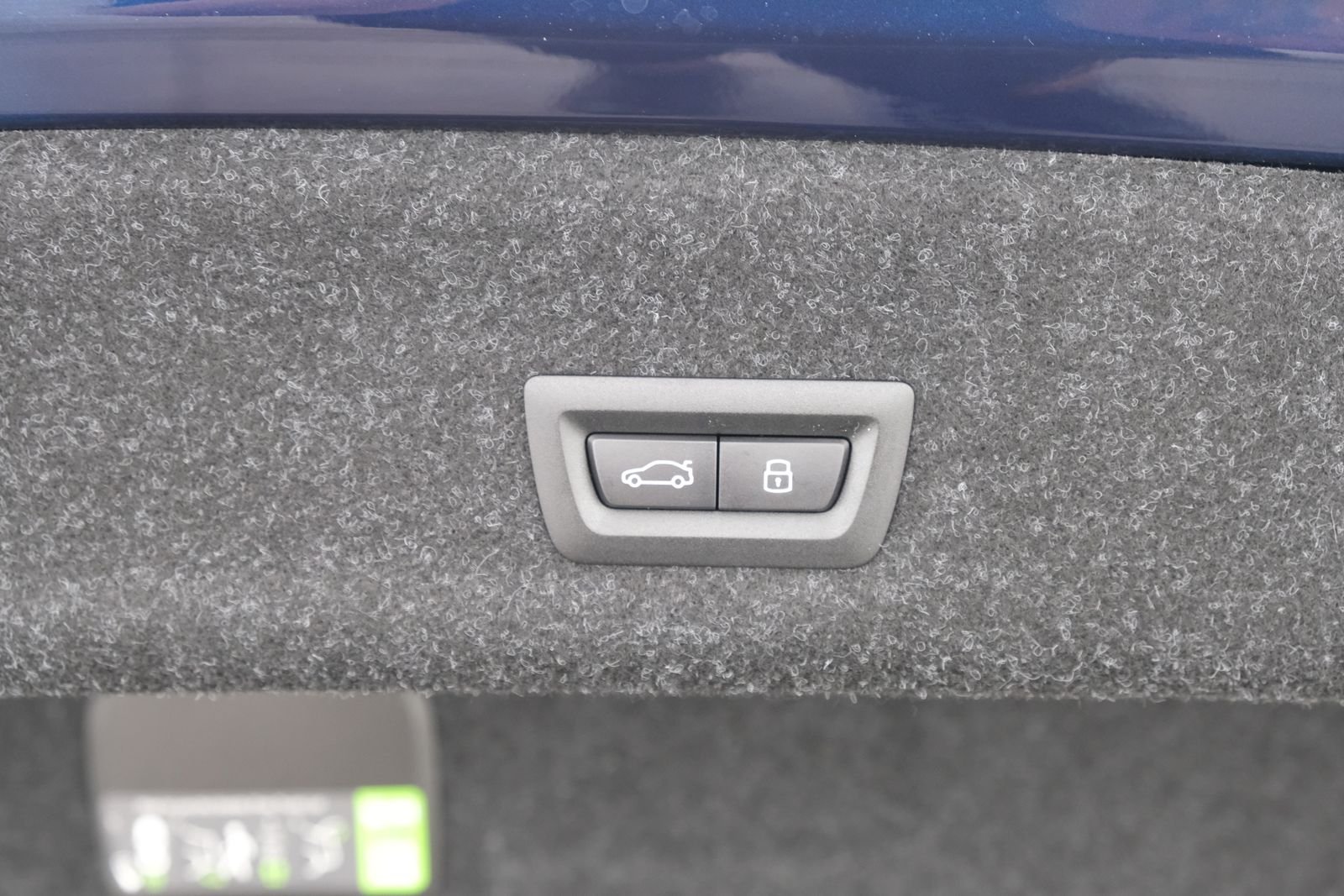 New 2026 Tanzanite Blue II Metallic BMW 330i xDrive image 60
