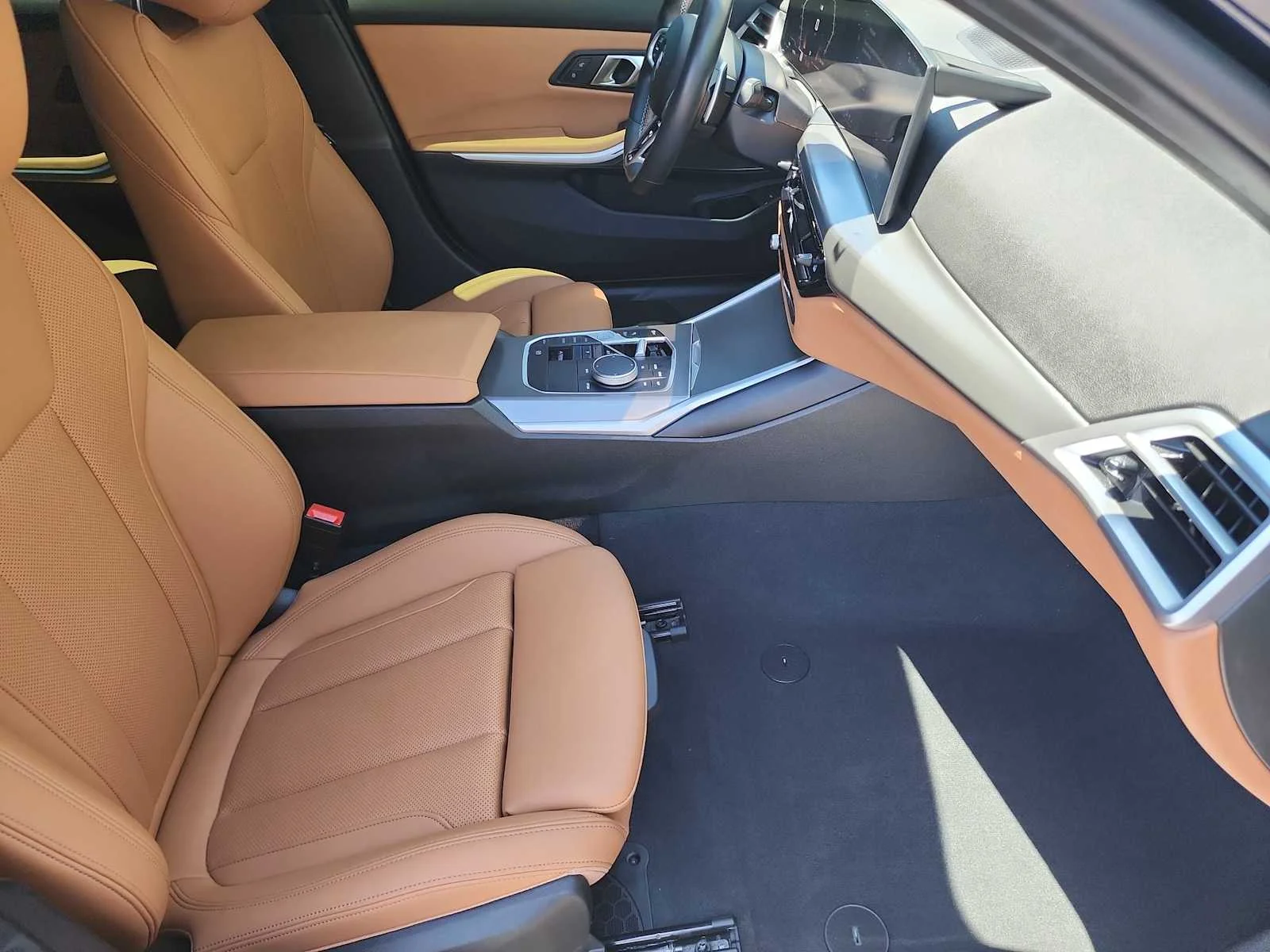 Used 2025 Tanzanite Blue II Metallic BMW M340i image 18