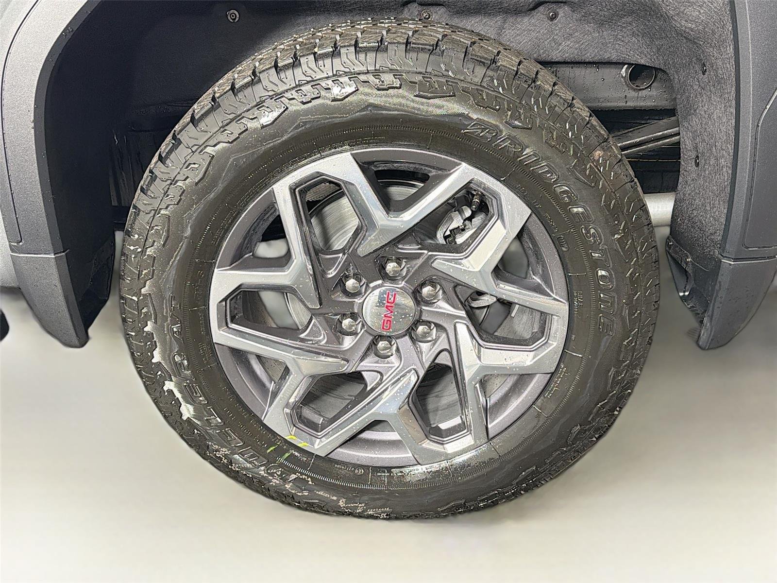New 2026 Sterling Metallic GMC SLT image 33