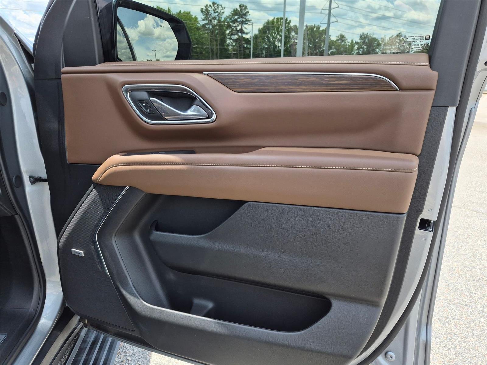 Used 2024 Sterling Gray Metallic Chevrolet High Country image 32