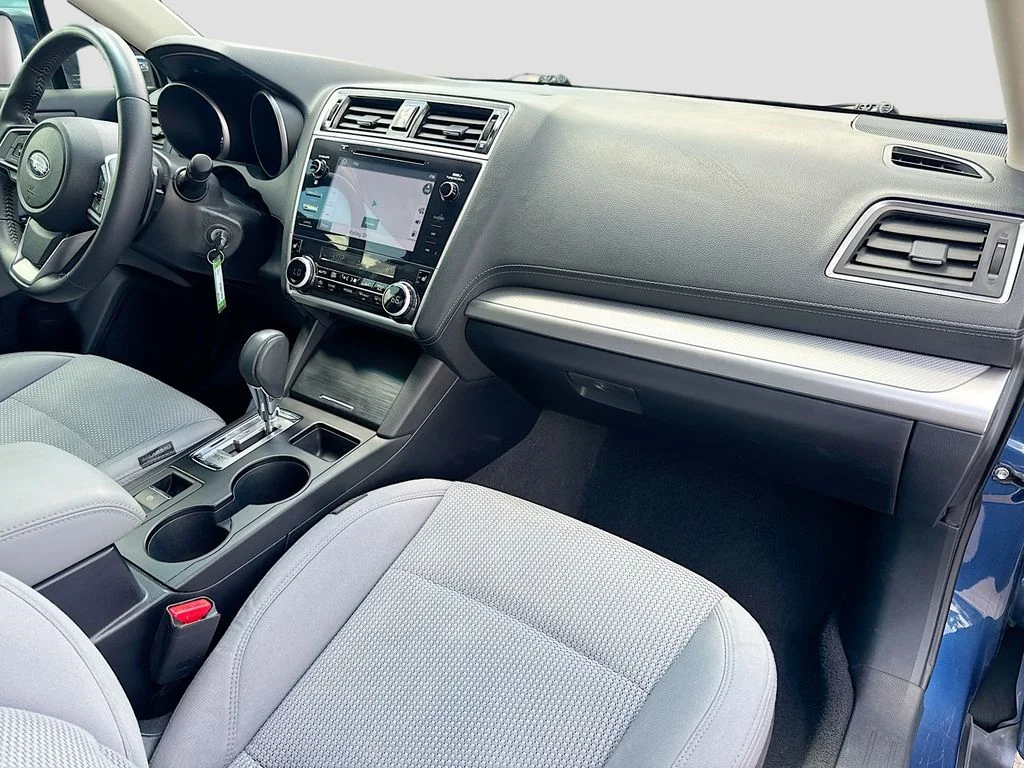 Used 2019 Blue Subaru 2.5i Premium image 36