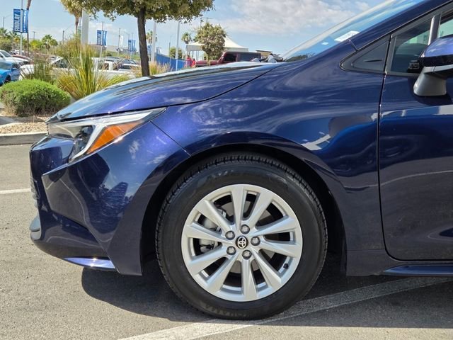 2025 Toyota Corolla LE - Photo 9