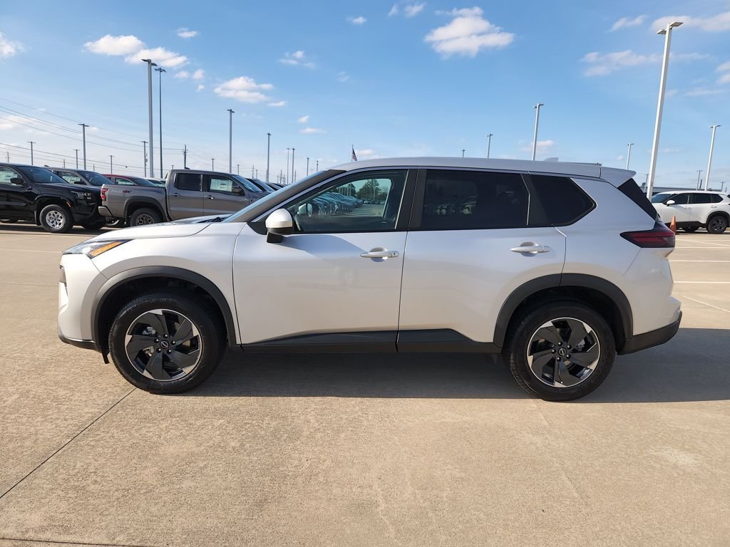 Used 2025 Silver Nissan SV image 8