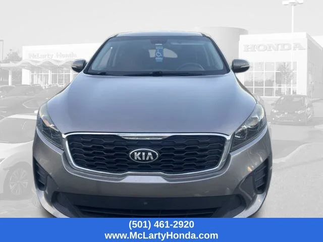 Used 2019 Titanium Silver Kia L image 11