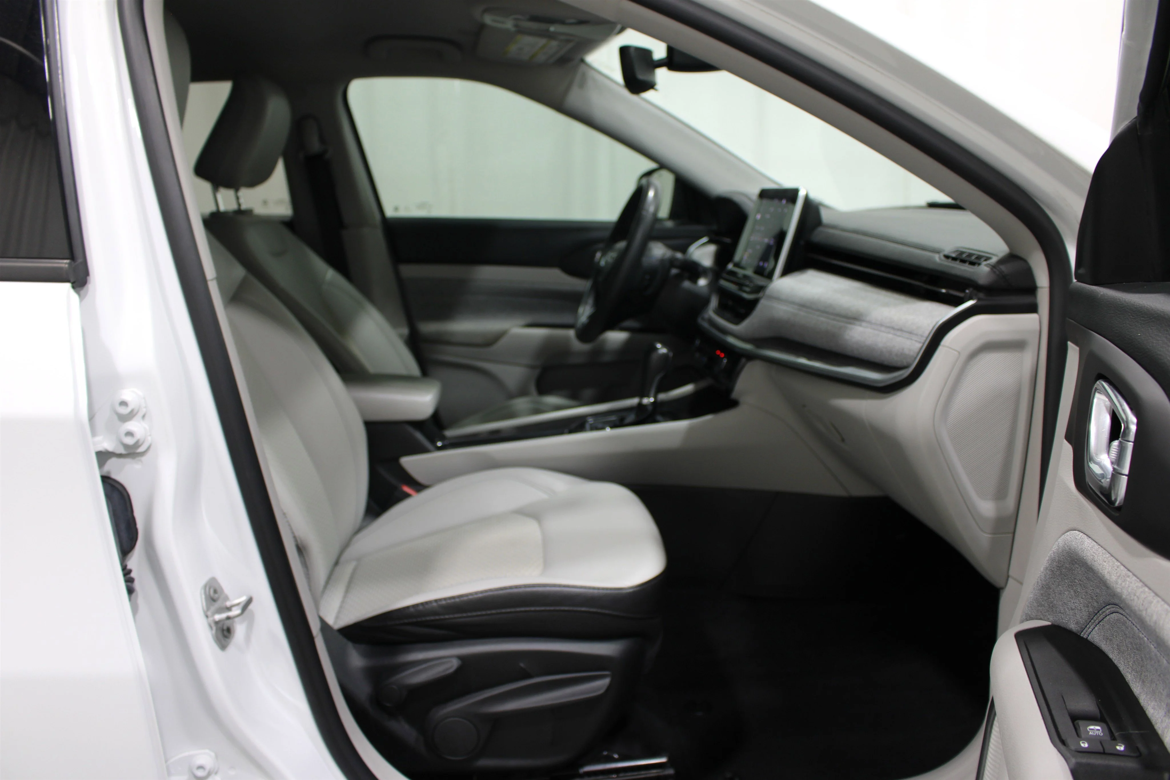 2022 Jeep Compass Latitude - Photo 24