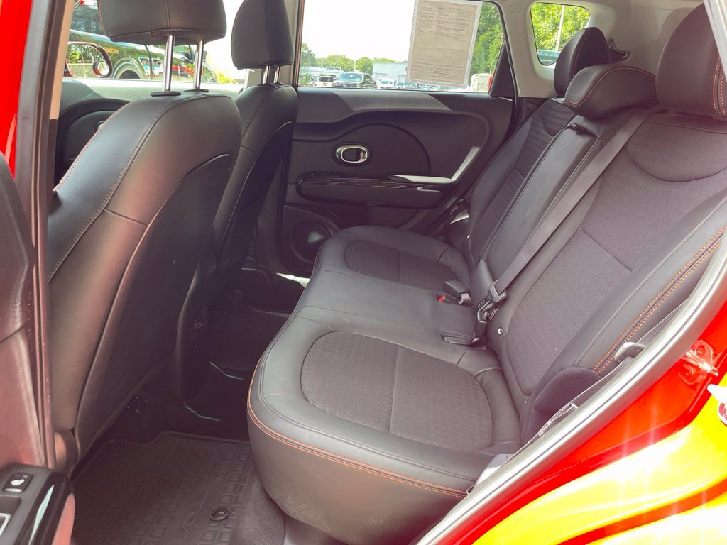 Certified Used 2018 Red Kia Exclaim image 15