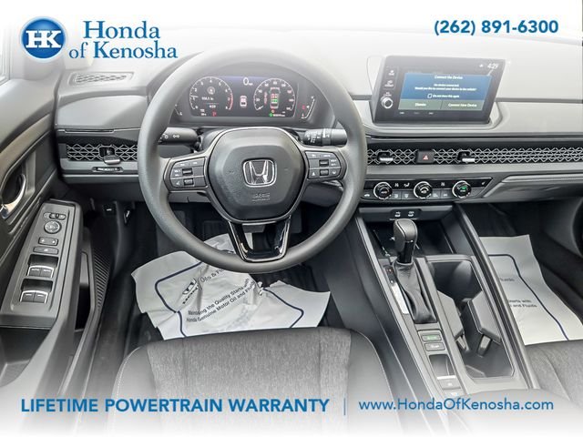 New 2026 Solar Silver Metallic Honda SE image 12
