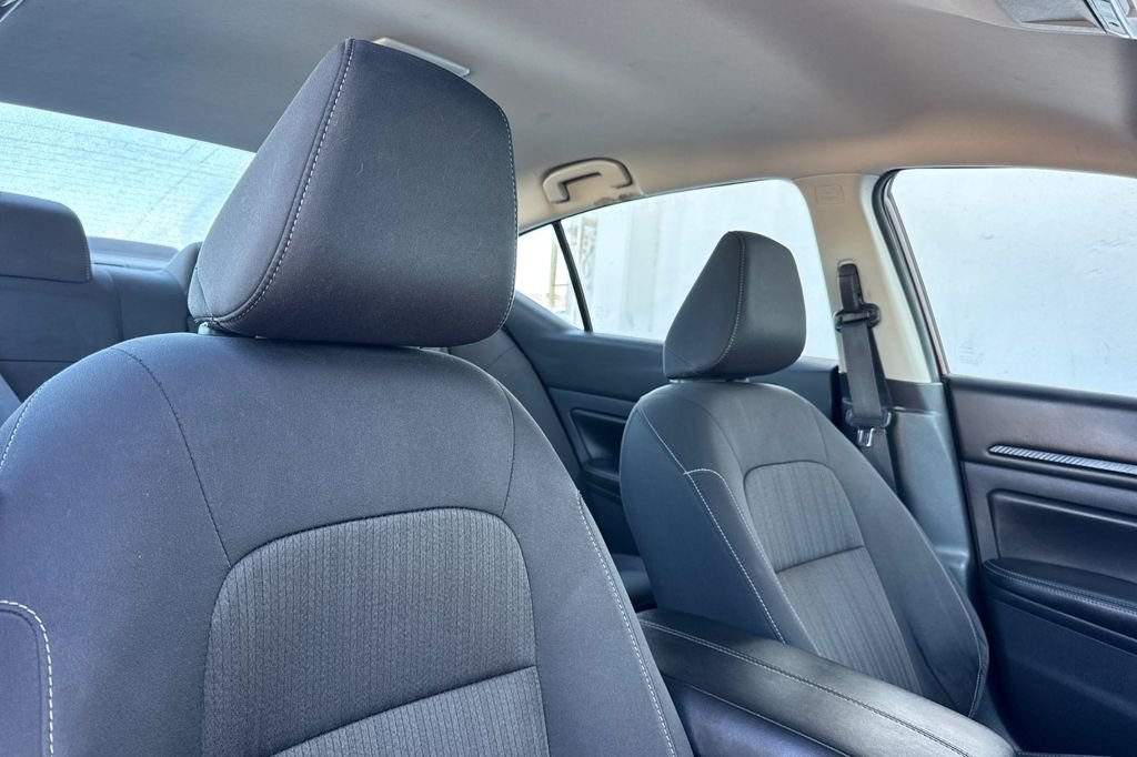 Used 2024  Nissan 2.5 SV image 20
