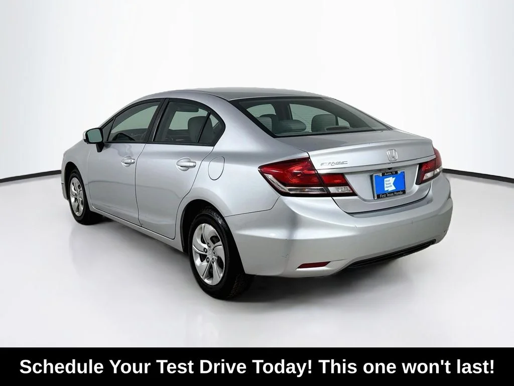 Used 2014 Alabaster Silver Metallic Honda LX image 5