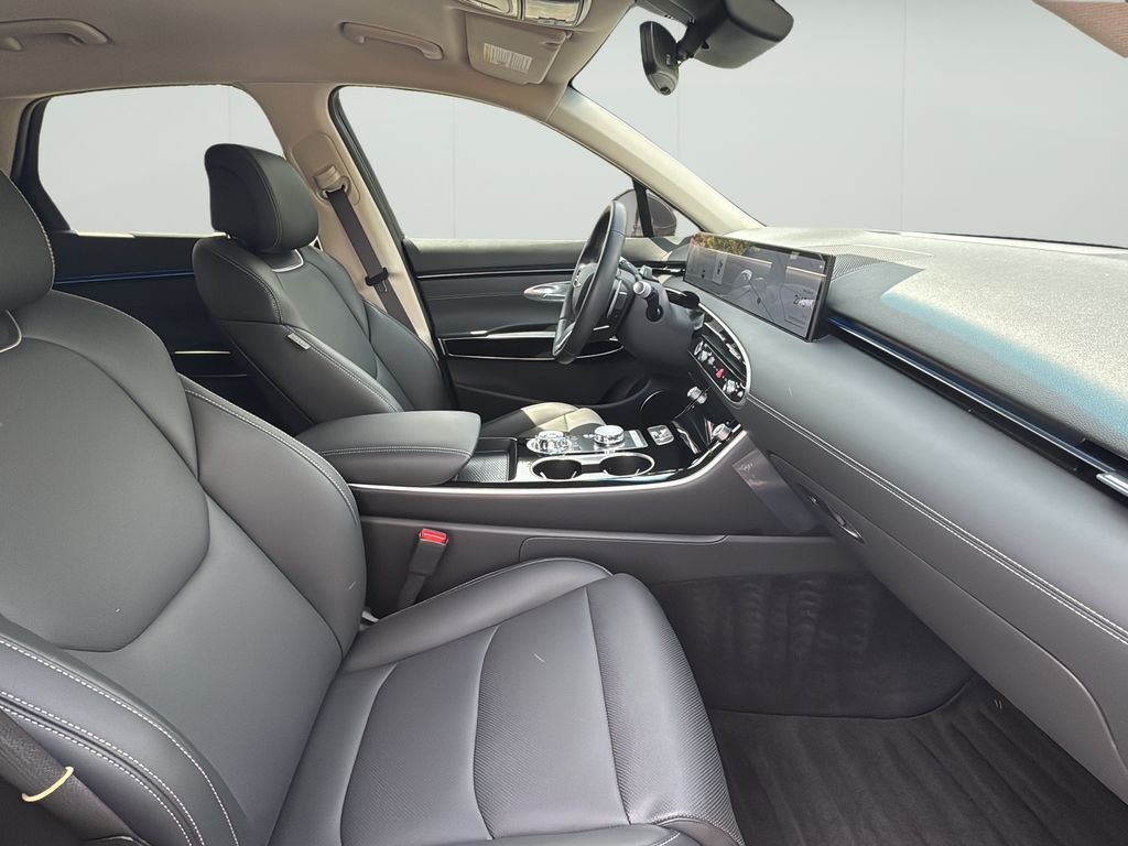 2026 GENESIS GV70 Standard - Photo 36