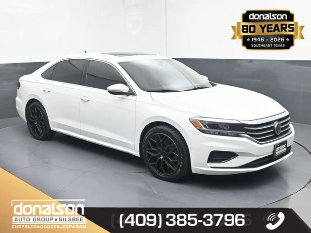 2020 Volkswagen Passat 2.0T SEL Auto's photo