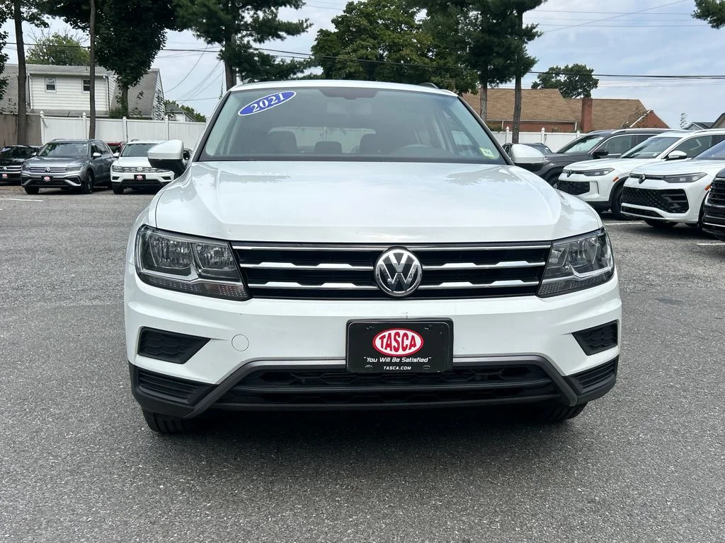 Used 2021 White Volkswagen 2.0T SE image 6