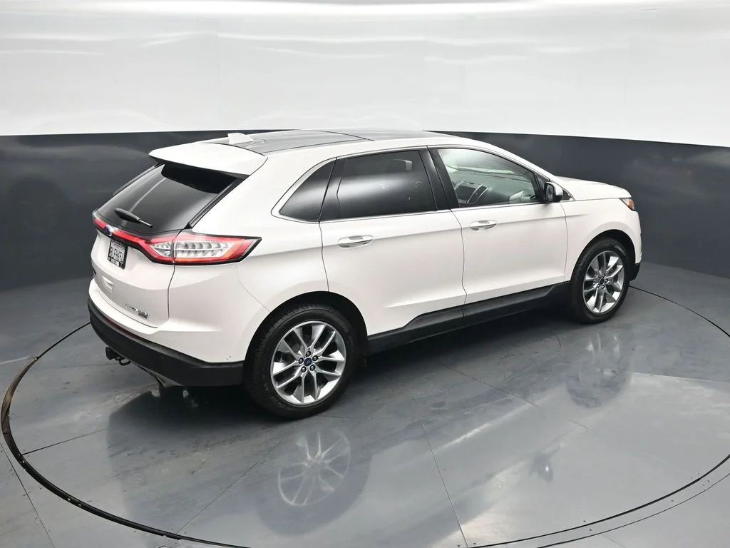 Used 2018 White Ford Titanium image 40