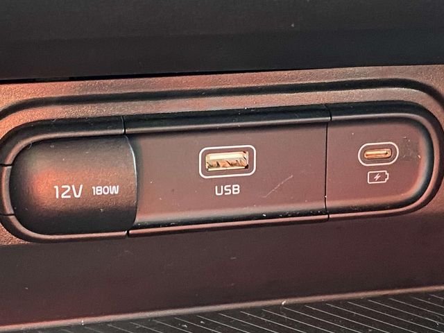 New 2024 Steel Gray Kia LX image 17