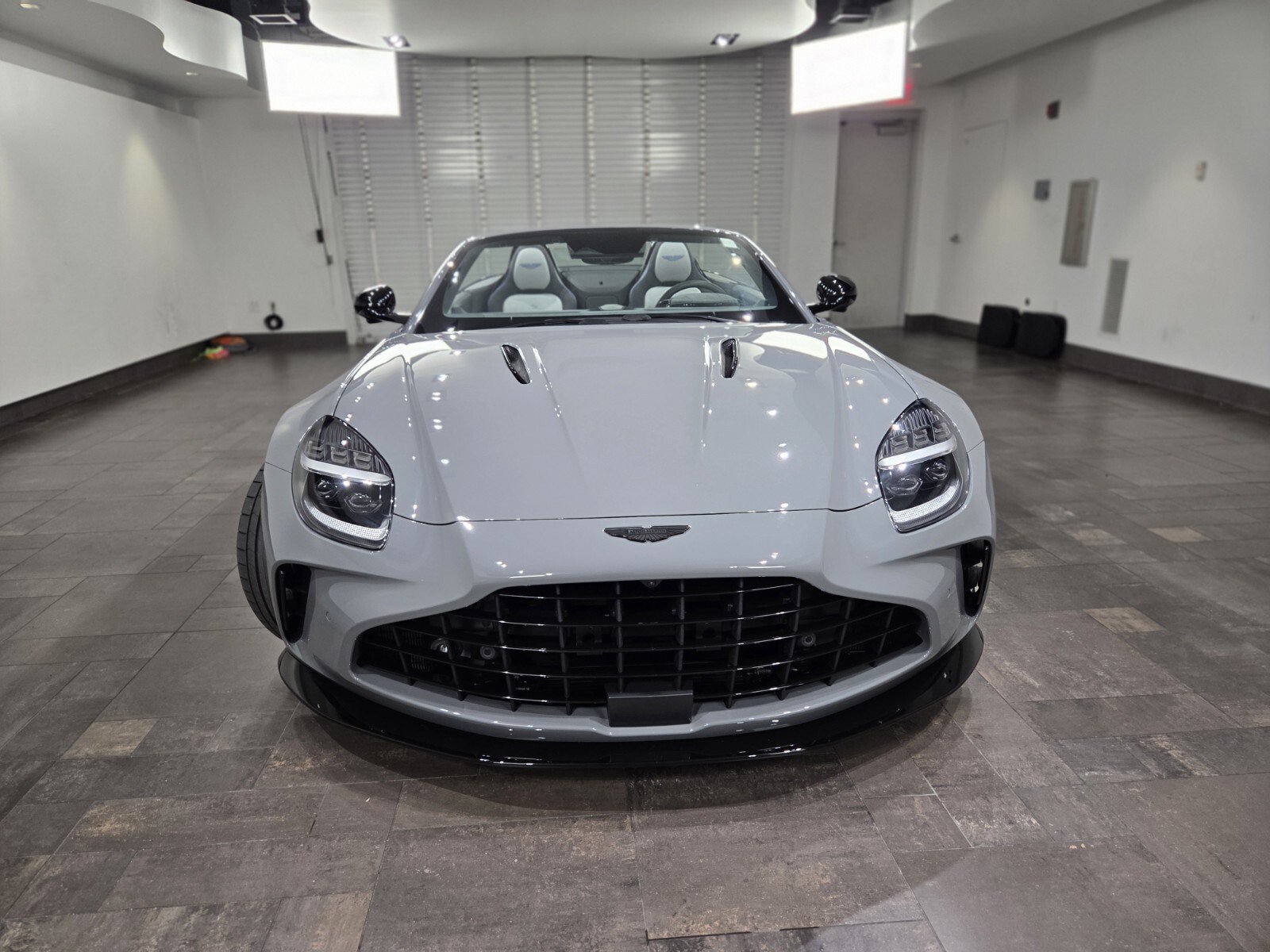 New 2026 China Grey Aston Martin S Roadster image 3