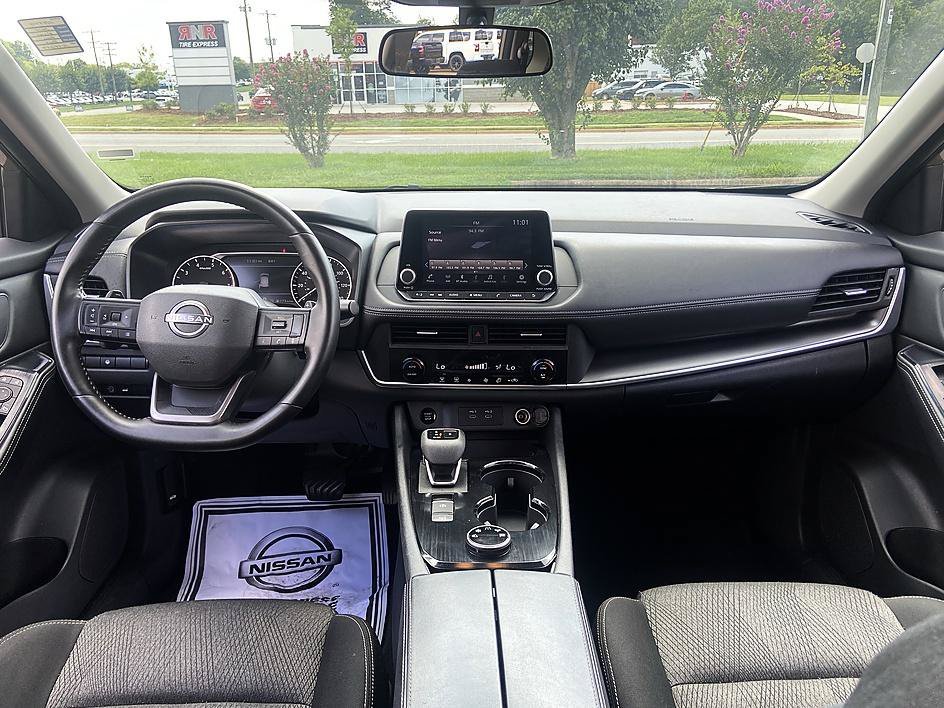 Certified Used 2025 Baja Storm Metallic Nissan SV image 28