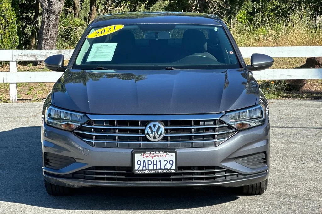 Used 2021 Platinum Gray Metallic Volkswagen 1.4T S image 11
