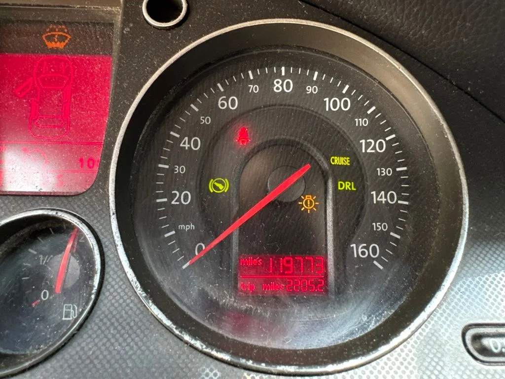 Used 2007 Black Volkswagen 2.0T image 13
